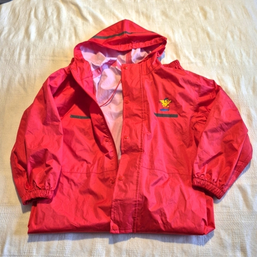 Water Duck boys 6-7 years red splash suit, zipper with snap front closure, VGUC